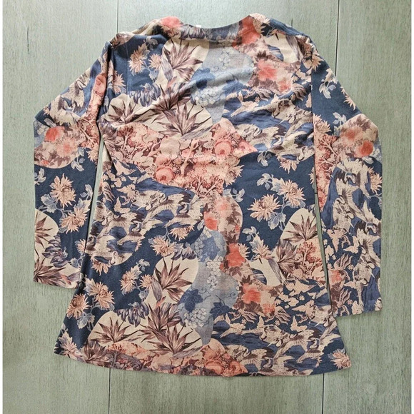 SOFT SURROUNDINGS Millie Tunic Knit Top Floral Bird Shirt Blouse Small High Low - Picture 3 of 7